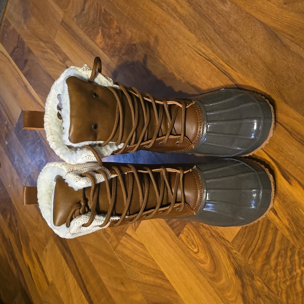 Arctic Shield Women's Winter Boots, Size 6